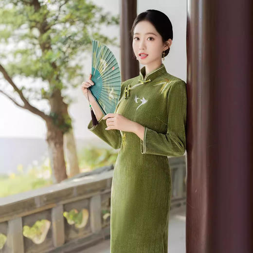 2024秋季新款绿色竹叶修身秋冬气质旗袍YMR 商品图2