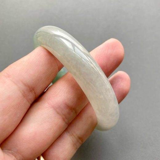 糯冰种淡晴水翡翠手镯52 商品图7
