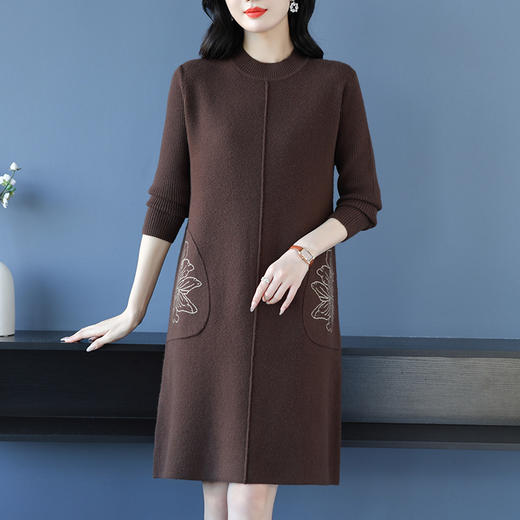 CC-16-9206时尚提花半高领秋冬季新款女士连衣裙套头洋气减龄上衣针织毛衣裙 商品图1
