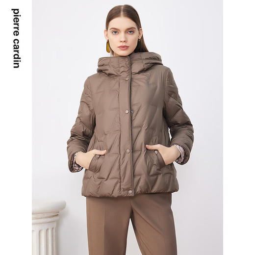 皮尔卡丹女装羽绒服咖色菱形格状百搭连帽保暖上衣P3493Y3401K1
 商品图3