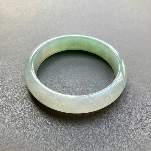 糯冰种淡晴水翡翠手镯52 商品图3