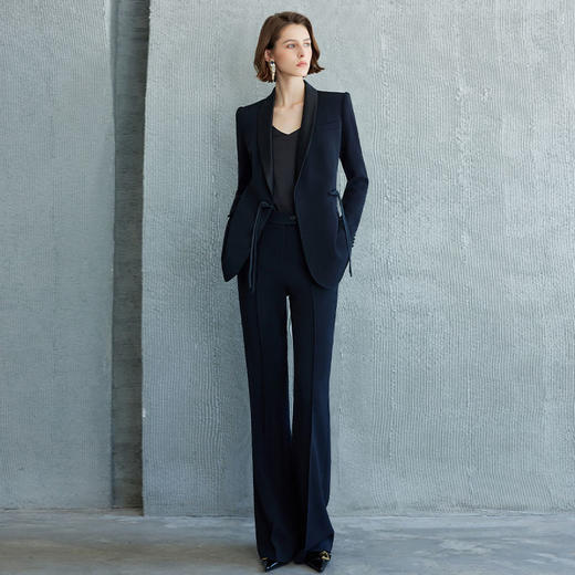 IWY/高级感黑色微喇裤秋季2024新中式盘扣西装套装醋酸西服外套CP2078 商品图4