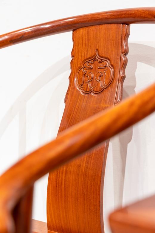 红桥红  家具严选  缅甸花梨（大果紫檀）【藤面 恭王府 寿字纹 圈椅 三件套】 商品图3