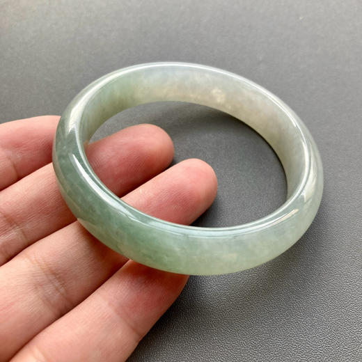 糯冰种淡晴水翡翠手镯52 商品图5