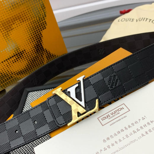 秋冬特惠💰330【LV 路易威登】男士腰带 Check 双面腰带以 Damier Infini 压纹皮革和深邃 Damier 帆布演绎两式风尚 商品图0