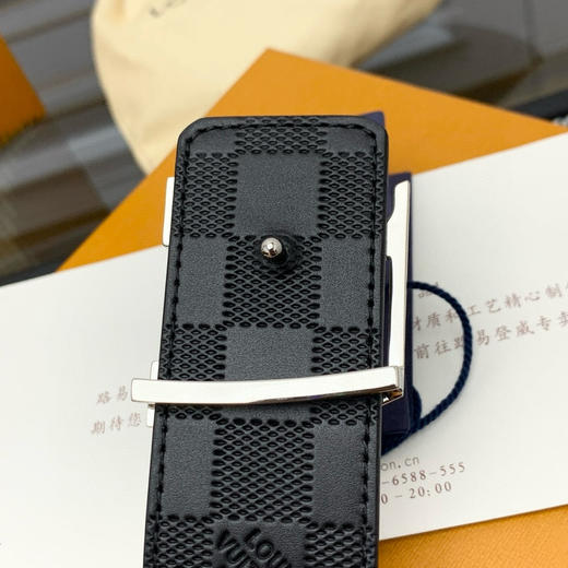 秋冬特惠💰330【LV 路易威登】男士腰带 Check 双面腰带以 Damier Infini 压纹皮革和深邃 Damier 帆布演绎两式风尚 商品图7