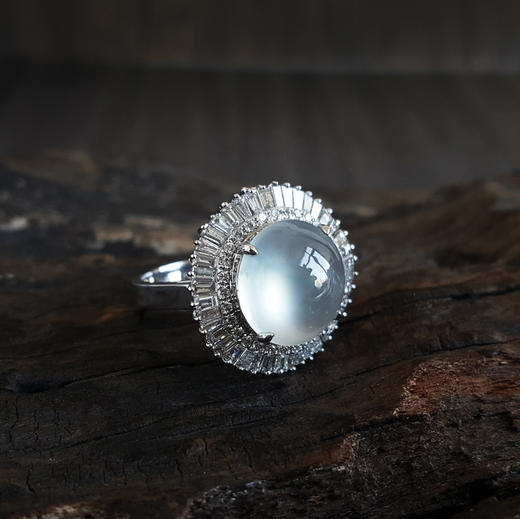 【天然正品】A货翡翠AU750收藏级白金豪镶钻镶天然高冰种蛋面翡翠吊坠项链、戒指两用款吊坠：26.3*21.3*12.0MM女士现售价：33300！281024XY13 商品图2