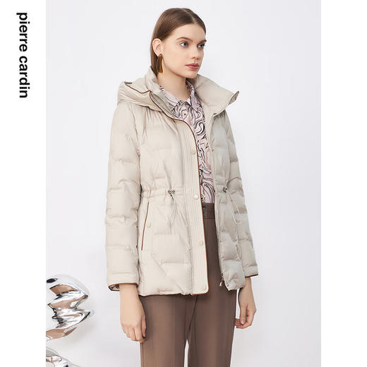 皮尔卡丹女装羽绒服冬季新款浅米色收腰连帽鸭绒外套P3493Y3404M1
 商品图1