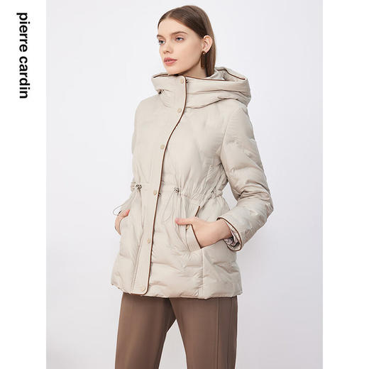 皮尔卡丹女装羽绒服冬季新款浅米色收腰连帽鸭绒外套P3493Y3404M1
 商品图4