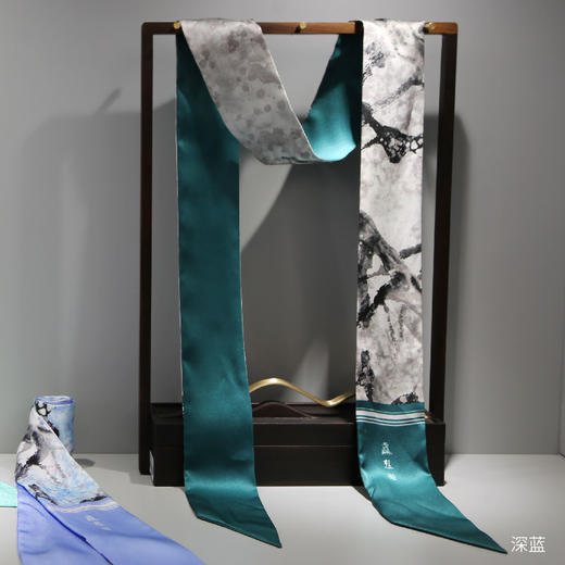 羽诗制造出品 蔡超衍生四季款百搭真丝桑蚕丝飘带巾礼盒套装 商品图1