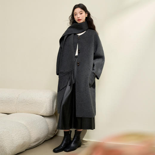 绵羊毛气质优雅长款大衣女秋冬呢料外套配围巾V0042971 商品图1