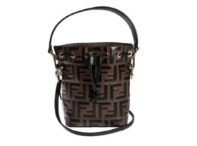 FENDI芬迪 Mon Tresor 金属标志装饰手绘凸纹FF标志性印花图案 小牛皮 水桶包单肩包斜挎包手提包 迷你女款 棕色