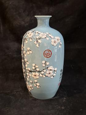 天蓝釉冰清玉洁赏瓶