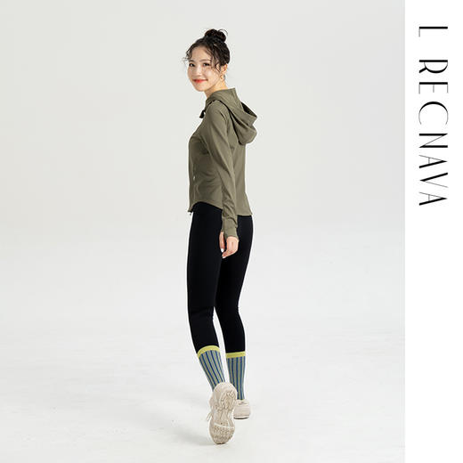 【加薄绒】双头拉链 造型多变 连帽外套 修身下摆小圆弧显腰线 薄绒锁温 当打底也不臃肿 商品图2