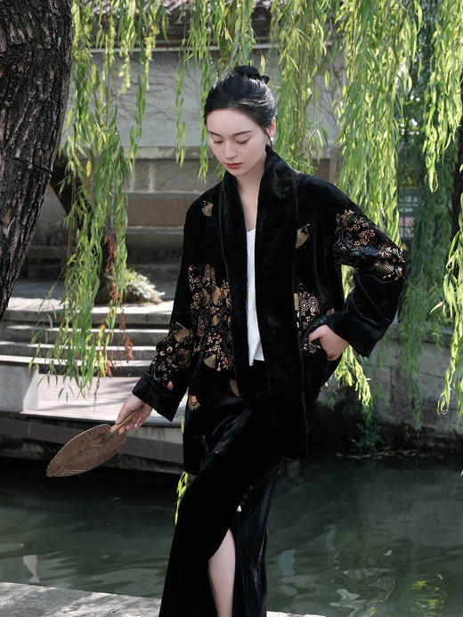 盛唐牡丹|黑色丝绒烫金开衫外套 商品图2