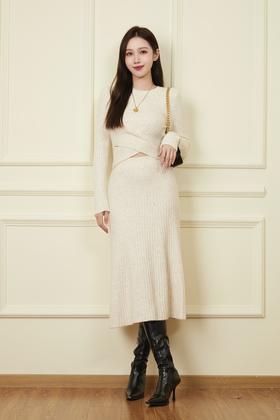 Le Malene 温柔气质针织上衣半裙套装 18849