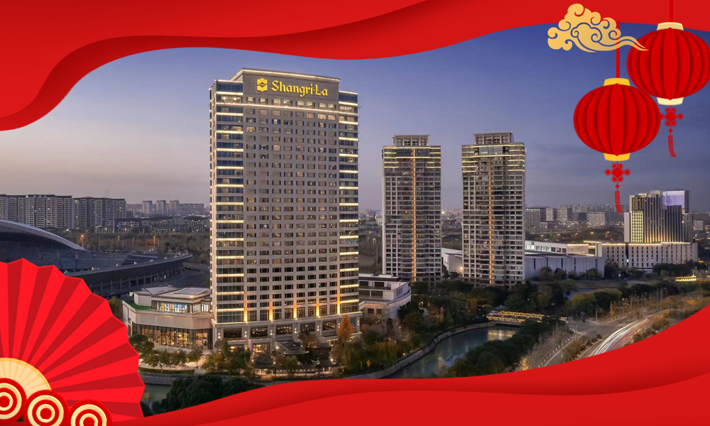 ★江苏年夜饭★￥1288起/人，连住2晚【扬州香格里拉大酒店】享豪华市景房+自助早餐+10人除夕年夜饭桌餐+初一豪华自助晚餐！近博物馆，俯瞰明月湖，交通便利！2026年2月16日专享