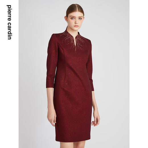皮尔卡丹女装冬季新款酒红色小立领中长款连衣裙P2435E2850T0
 商品图3