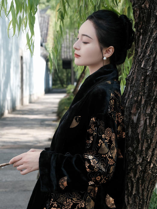 盛唐牡丹|黑色丝绒烫金开衫外套 商品图3