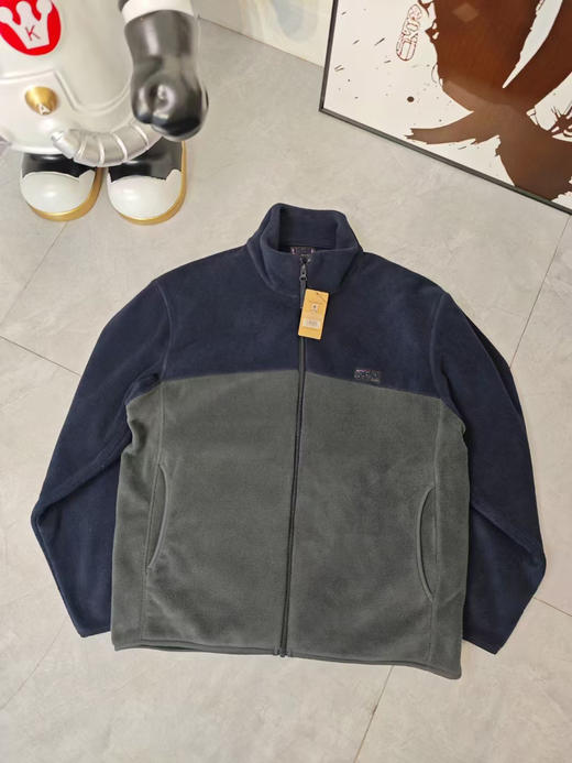 啪嗒 2024秋冬新款 户外WARNMLOCK蓄热锁温保暖摇粒绒外套 4色 Z-12055 商品图4