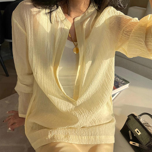 【顺丰包邮】13809 洛诗琳设计感V领休闲百搭防晒罩衫82277 商品图2