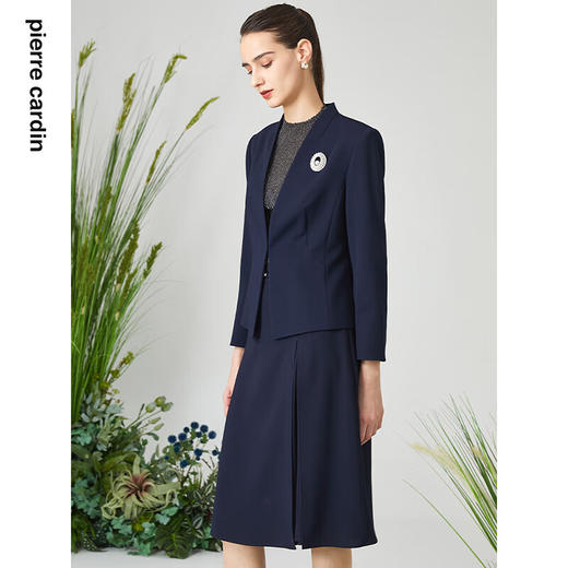 皮尔卡丹女装时尚V领干练通勤一粒扣西服外套P3117U3001N0
 商品图3