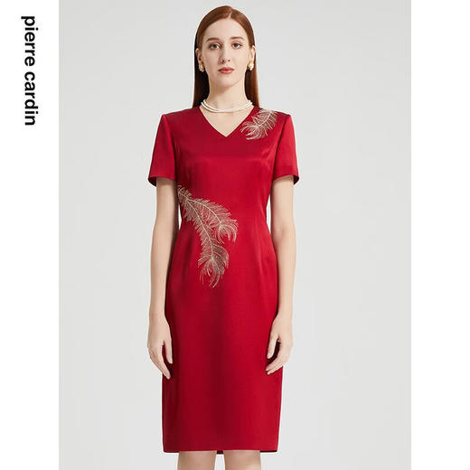 皮尔卡丹女装连衣裙红色刺绣端庄V领短袖场合宴会裙P2206D2081T0
 商品图0