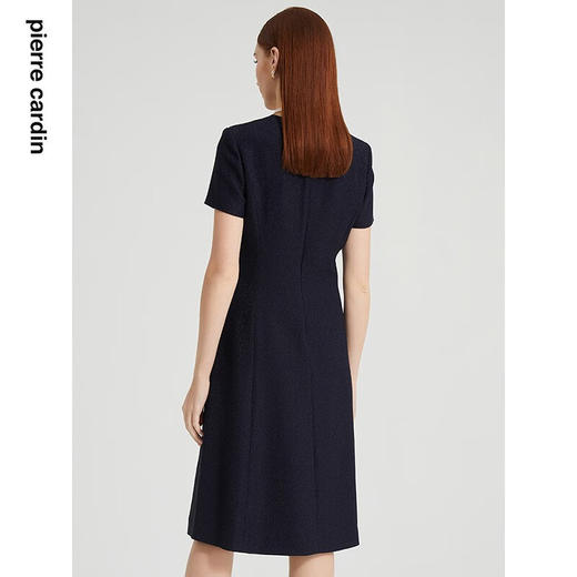 皮尔卡丹女装国风刺绣V领通勤修身短袖连衣裙P2202D2151N0
 商品图3