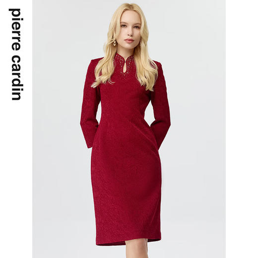 皮尔卡丹女装连衣裙秋季新款酒红色立领醋酸时尚裙子P3314DL05T3
 商品图3