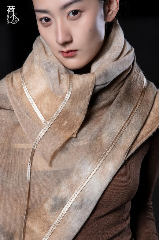 荷木HEMU丨高定旷野·手工抹毡方巾 商品图6