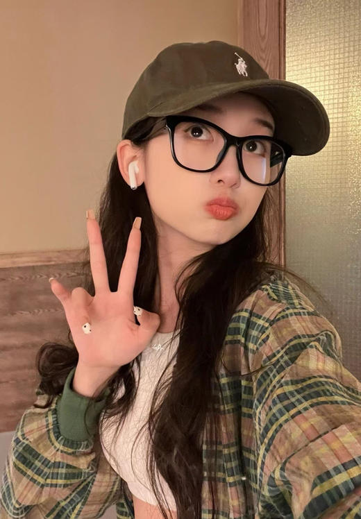 🔥【品牌直发】骊佳LJGOOD时尚大框防蓝光护目镜1144款 🌸 全国包邮！ 🎉不用出门就能买到正品，🌈古*琦同款框型，简直就是时尚达人的必备神器！ 商品图5