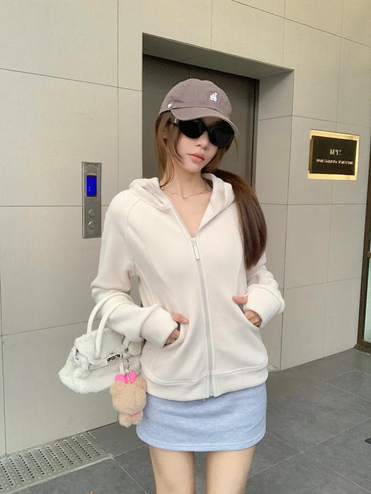 【小蛮腰双面奥粒绒防风外套】🌈大厂出口品质👍️，市场的垃圾通货❌️别来沾边！ ⚠️四色可选，最大可穿到140斤！ 商品图3