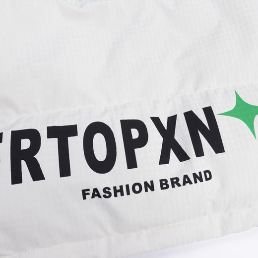 【新品上新】HX 冬季短款带帽棉服时尚C112440006101/02 商品图12