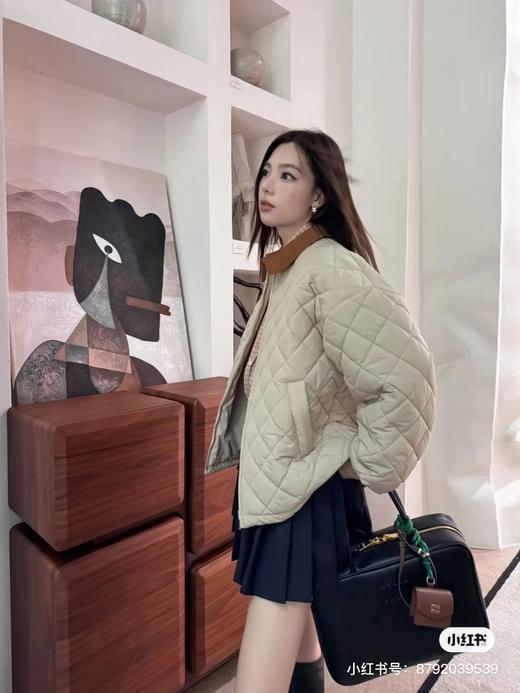 Miumi*/缪谬 菱形格纹轻薄款棉衣灯芯绒领外套 商品图3