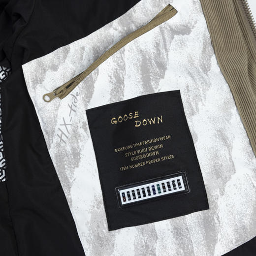【新品上新】HX 冬季短款立领羽绒服字母点缀S100444103101 商品图7