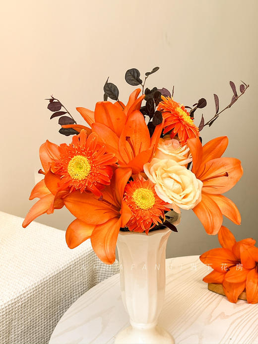 【橙汁汽水】橙色梦想亚百合5朵+香槟玫瑰2朵+橙色非洲菊3朵+红继木3小支 商品图5