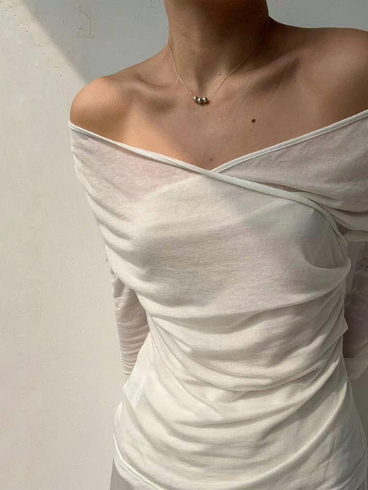 TU｜C05AW24-TP02-交叉领长袖打底衫 [ WT00 / 黑BK00 / 蓝灰BL25 ] 商品图0