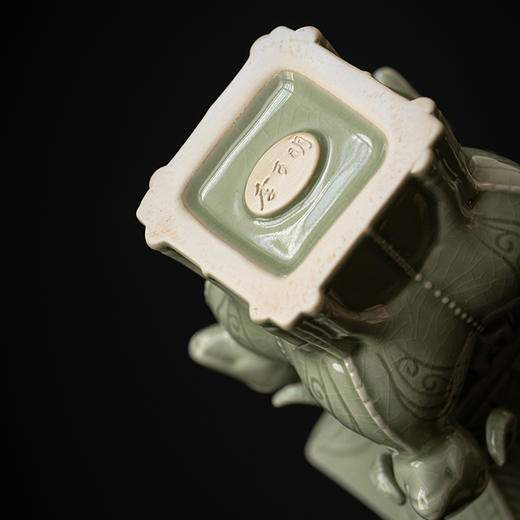 汝山明汝瓷摆件花瓶四羊方尊 大师手作创意客厅仿古摆件汝窑开片可插花 商品图3