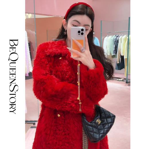 【大货捡漏，不退不换】  【盛世红颜】本命红托斯卡纳皮毛一体中长款保暖外套 商品图3