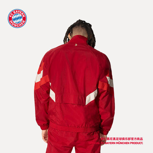 【官方正版】拜仁慕尼黑足球俱乐部 | 红色拉链外套户外防风保暖夹克休闲男女款 商品图2