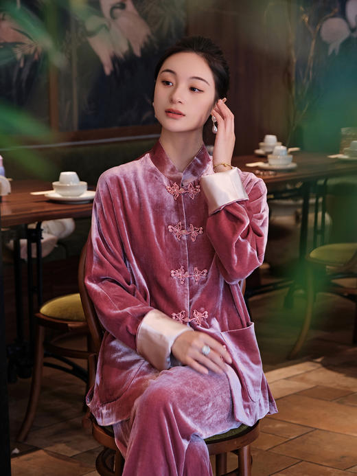 盛唐牡丹| 杨妃粉色丝绒花扣外套 商品图7