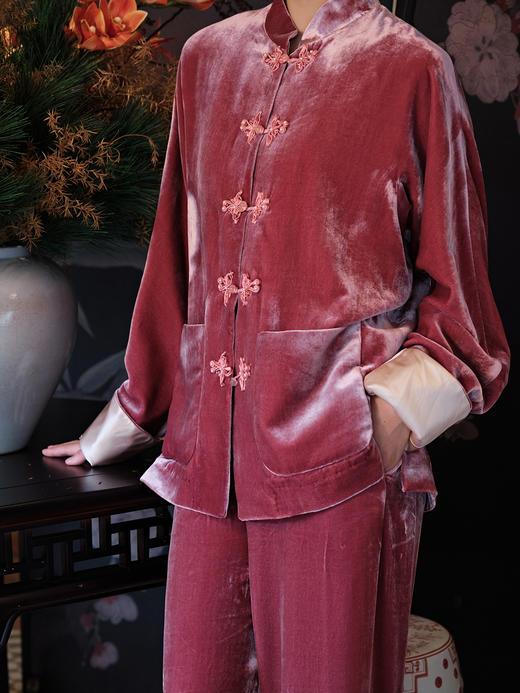 盛唐牡丹| 杨妃粉色丝绒花扣外套 商品图4