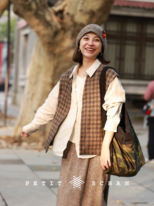 PETIT SCHAN小闪 CLO#633 no rules rules 不拘一格 羊毛棉圈纱双面双层织物手工染色格子小马甲 商品图5