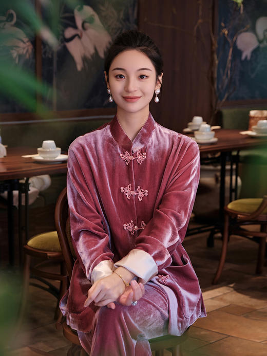 盛唐牡丹| 杨妃粉色丝绒花扣外套 商品图9