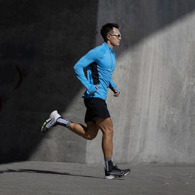 身体智慧 BODYWIT 男款 快干透气 跑步保温长袖