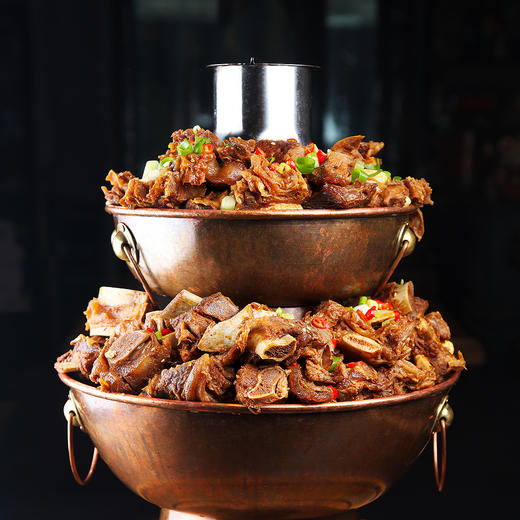 餐云地摊牛排锅酱 八元一斤牛脖骨打造招牌特色火爆单品地摊牛排锅 一道菜撑起一家店更多年轻消费群体喜欢的味道 商品图4