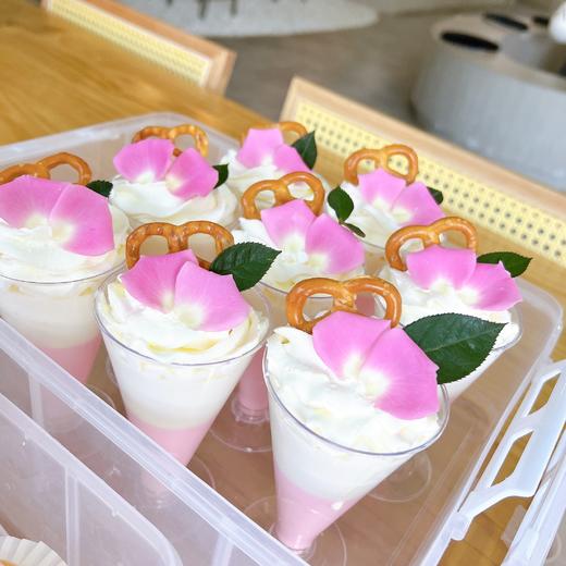 粉色羽毛简约甜品台 商品图3