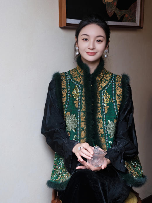 双11惠享 |盛唐牡丹| 福寿牡丹水貂毛坎肩-绿色[特价品] 商品图2