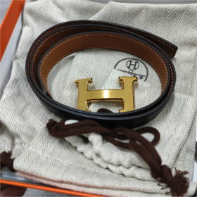 HERMES爱马仕 Mini Constance磨砂金扣 Swift和 Epsom 小牛皮双面皮 皮带 女款 黑金色 宽2.4cm