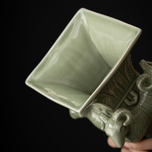 汝山明汝瓷摆件花瓶四羊方尊 大师手作创意客厅仿古摆件汝窑开片可插花 商品图2